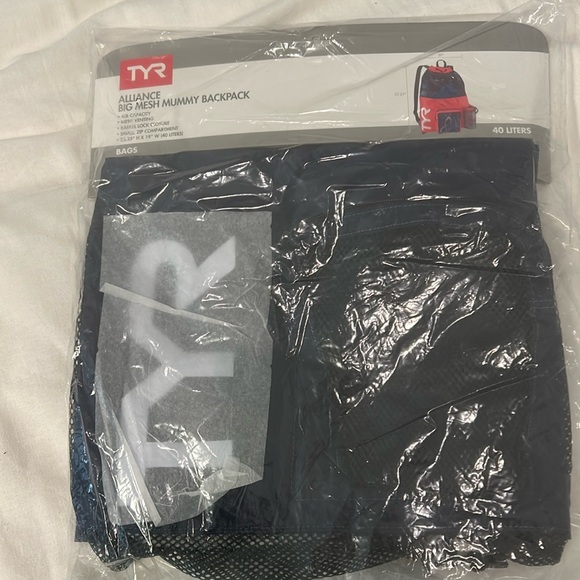 TYR swim bag nwt - Picture 1 of 1